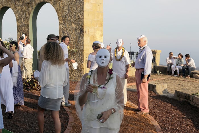 white_mask_700